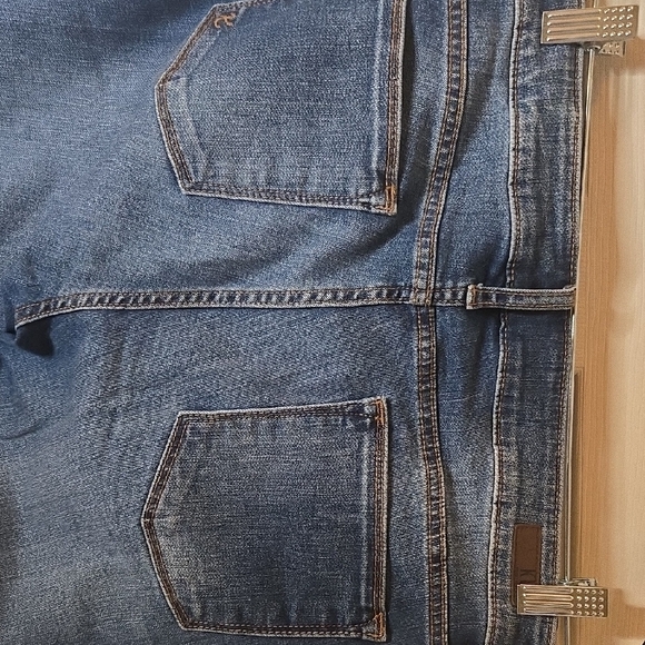 Kut from the Kloth Women's Flare Jeans - Classic Blue - Picture 5 of 5